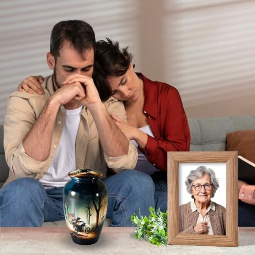Patriotic Cremation Urn with Eagle and Flag Design