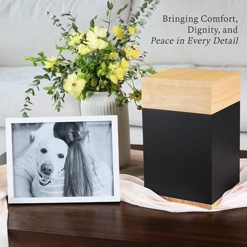 Lux Aeterna Timeless Maple Wood Cremation Urn